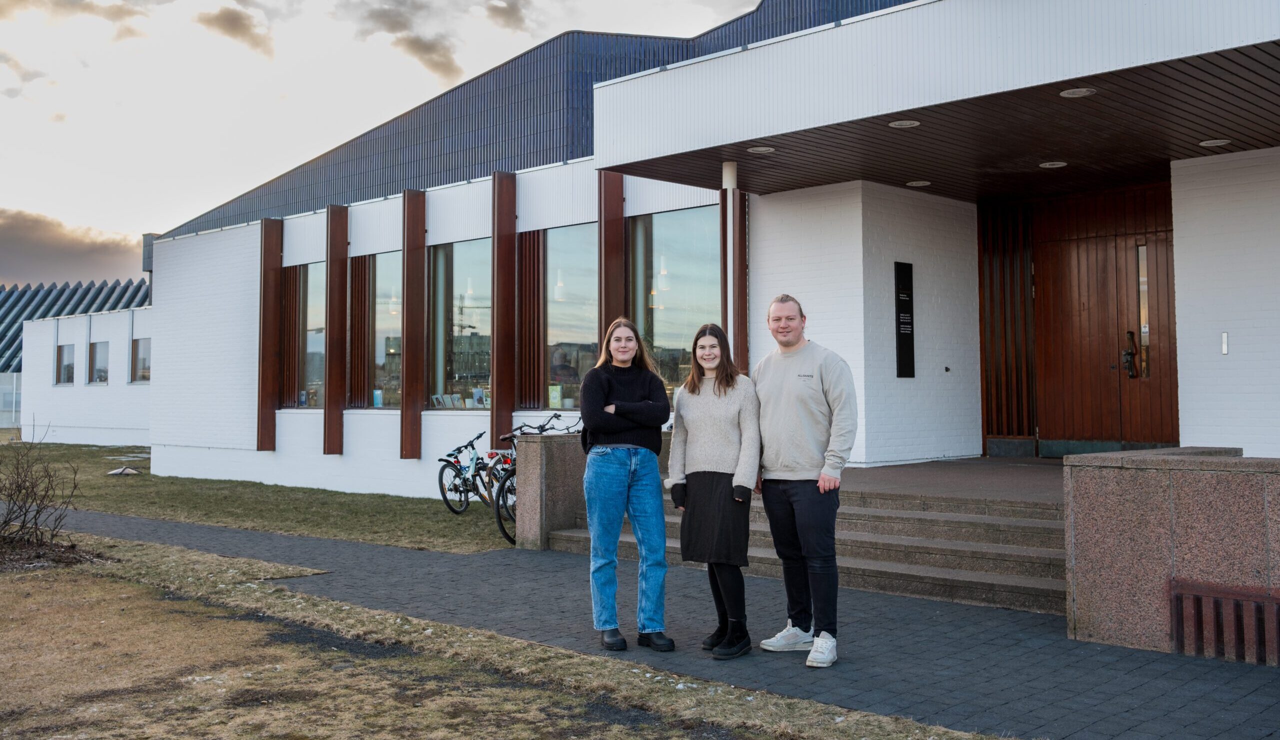 Stórar fréttir! Sónó flytur út og Plantan flytur inn